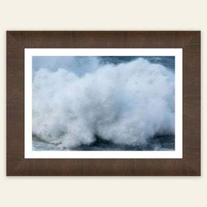 A framed wave picture of a winter swell on Kauai's North Shore.