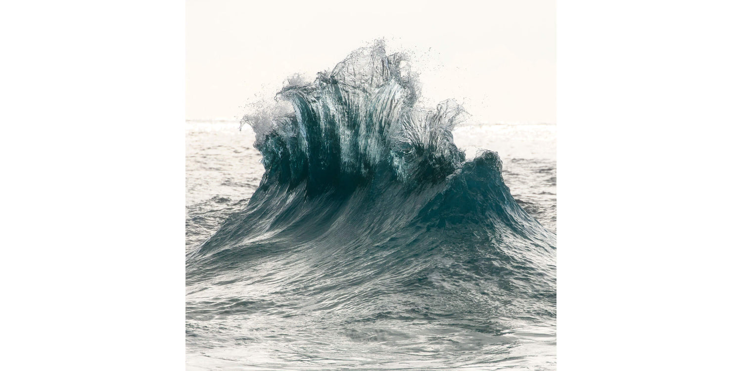 A wave picture of the ocean near Ke'e Beach on Kauai.